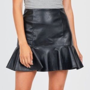 🆕WT Vegan Leather Flounce Skirt - Black - Size S